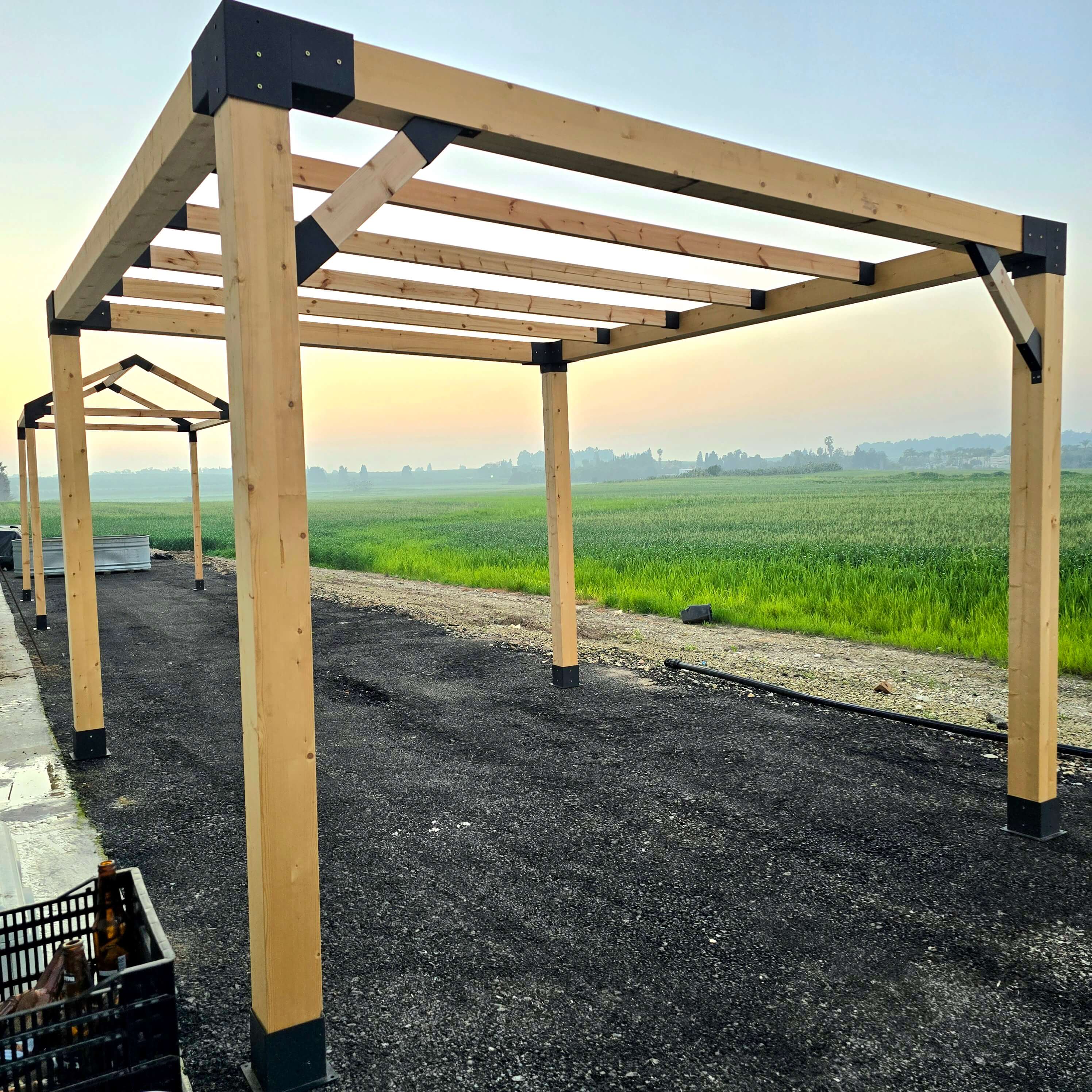 מולטי פרגולה 15/15 מול השדות