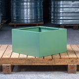 אדנית נירוסטה טרסה ירוקה מרובעת בגובה 30/50 ס"מ